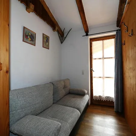 In With Mountain Views *